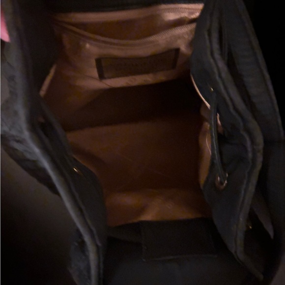 Valentino Orlandi Chic Black Quilted Handbag with Gold Accents. - Picture 11 of 13